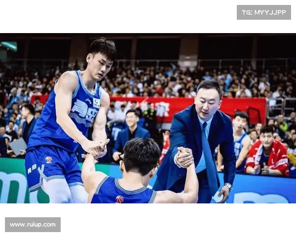 CBA季后赛_青岛VS浙江:刘维伟战旧主,国产顶级中锋斗法 CBA季后赛_青岛VS浙江:刘维伟战旧主,国产顶级中锋斗法
